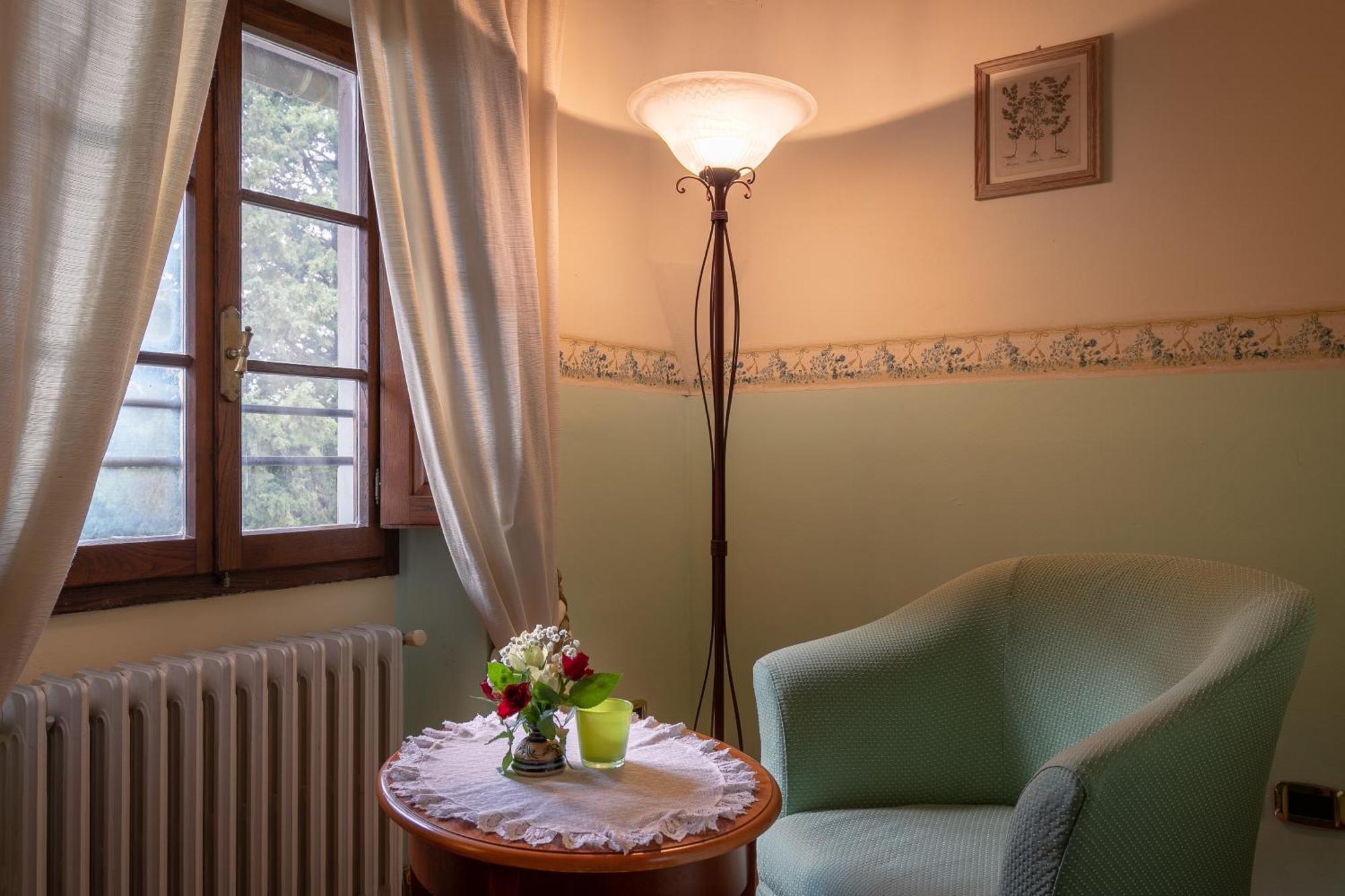 מוטספרטולי Villa La Cappella חדר תמונה